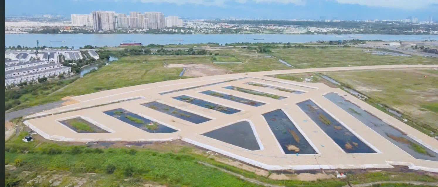 canaria-izumi-city-thang-7-2025