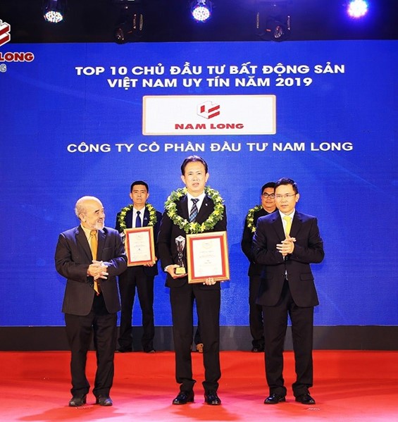Tập đoàn Nam Long (HOSE: NLG) đạt Top 50 công ty kinh doanh hiệu quả nhất Việt Nam 2018