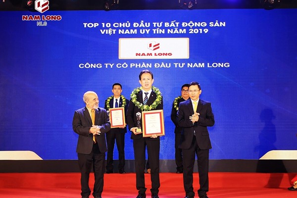 Tập đoàn Nam Long (HOSE: NLG) đạt Top 50 công ty kinh doanh hiệu quả nhất Việt Nam 2018